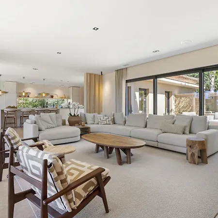 Willa 400m² Vue Proche Centre *